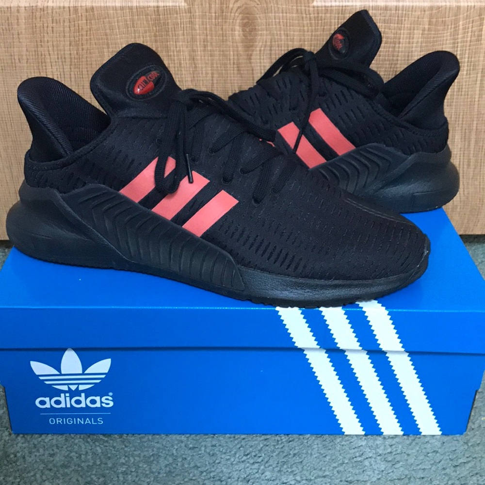 Men's Adidas Climacool tennis shoes!